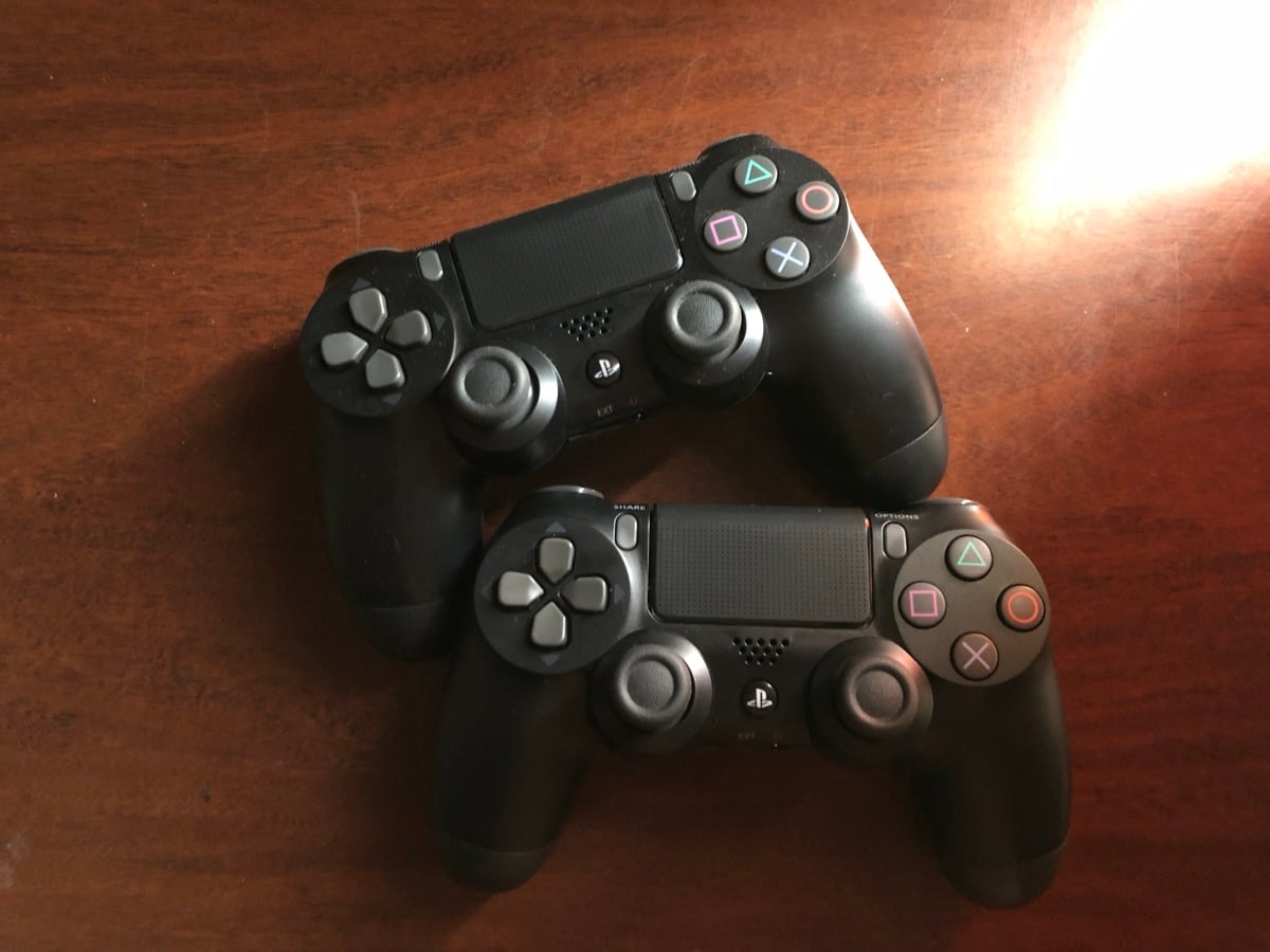 playstation 4 controllers - Image 1