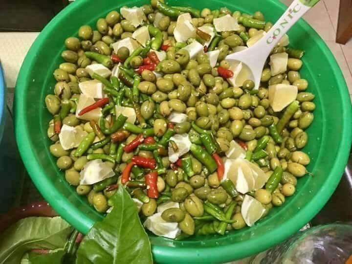 زيت زيتون فلسطيني بكر - عصرة اولى    Palestinian Olive Oil Extra Virgin First Pressing - Image 3