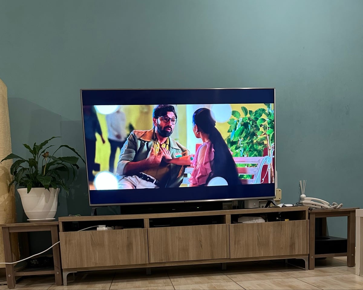 IKEA besta TV table - Image 1
