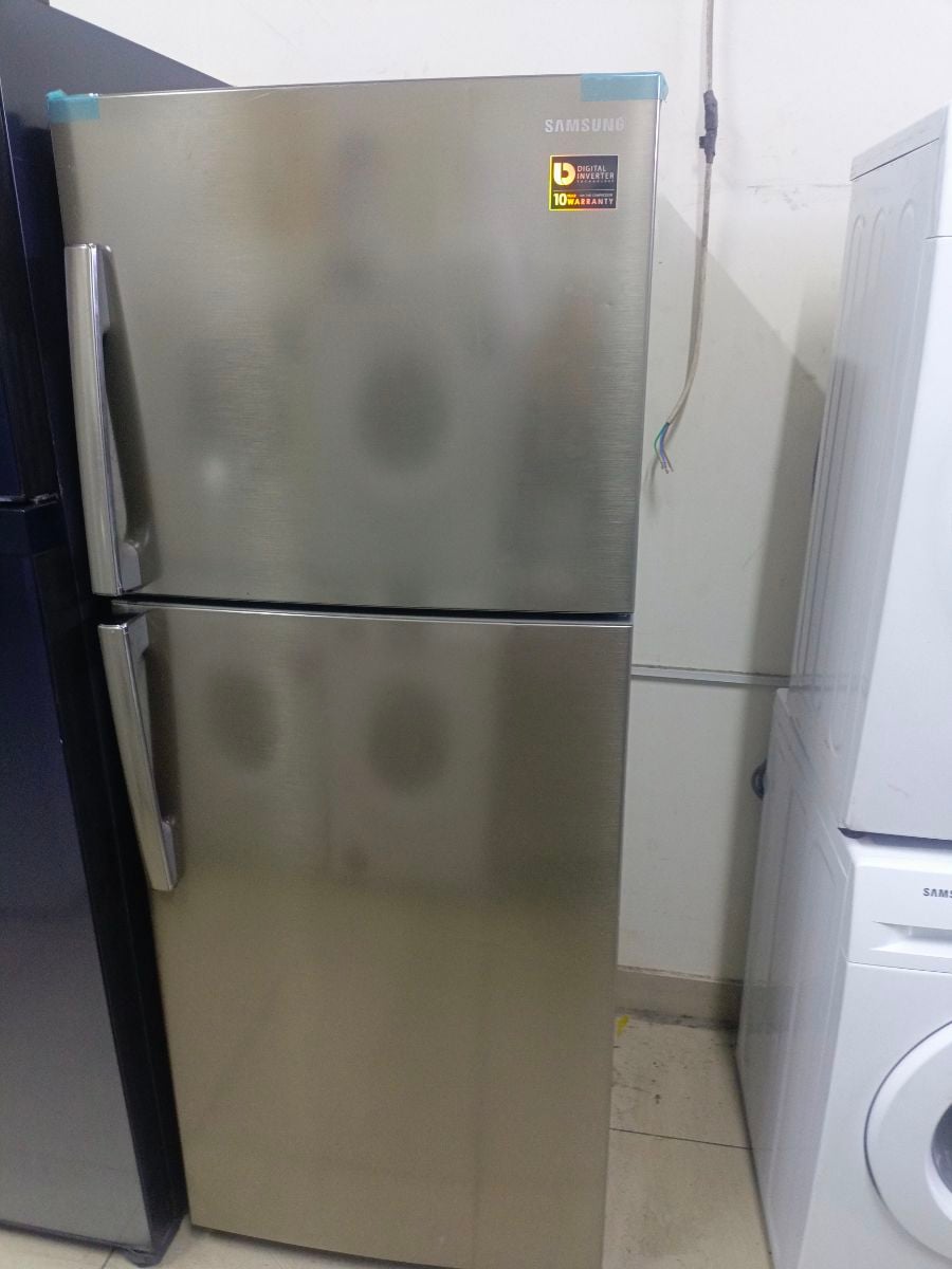 Samsumg refrigerator - Image 1