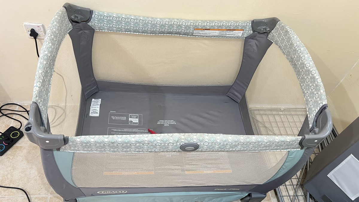 Baby bed - Image 6