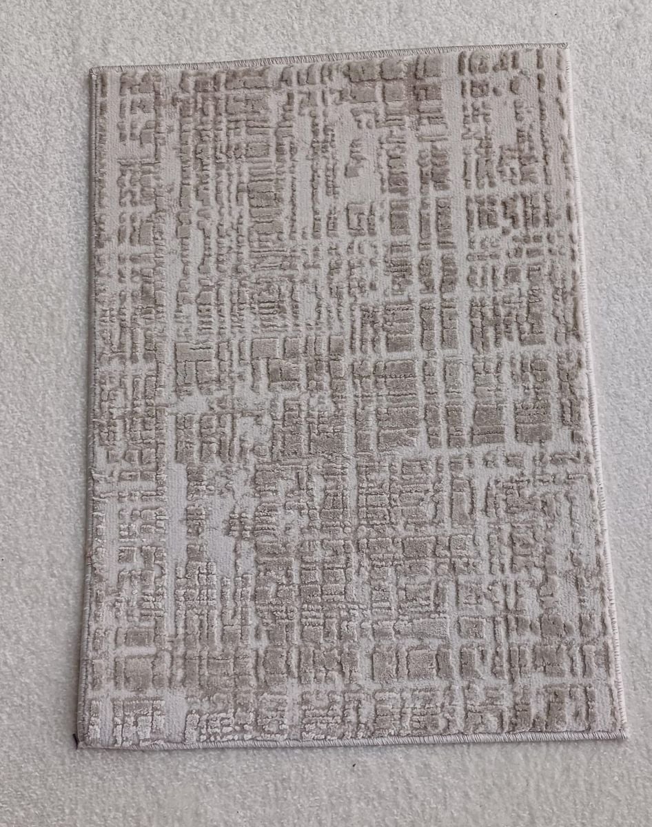 Classic good quality thick carpet - Image 5