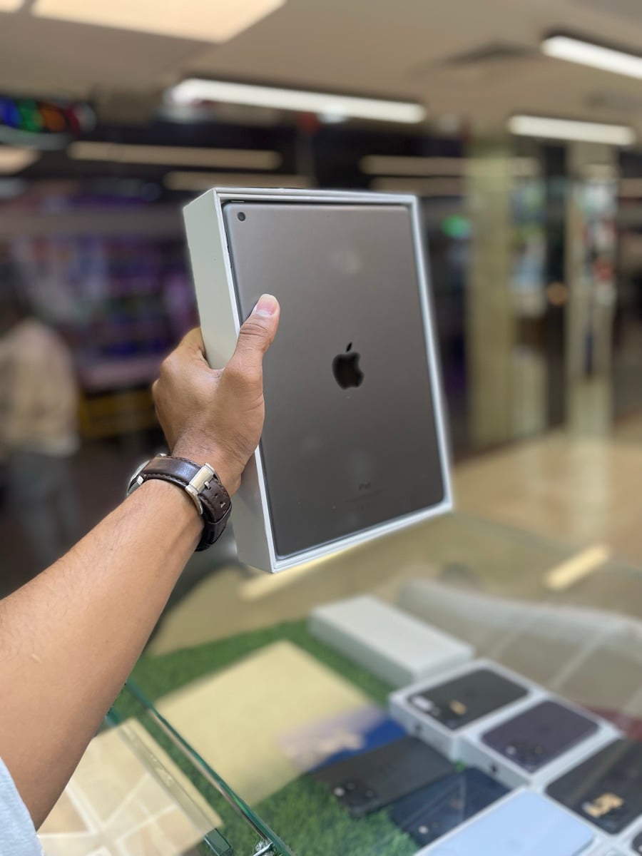 iPad 9th generation - Image 2