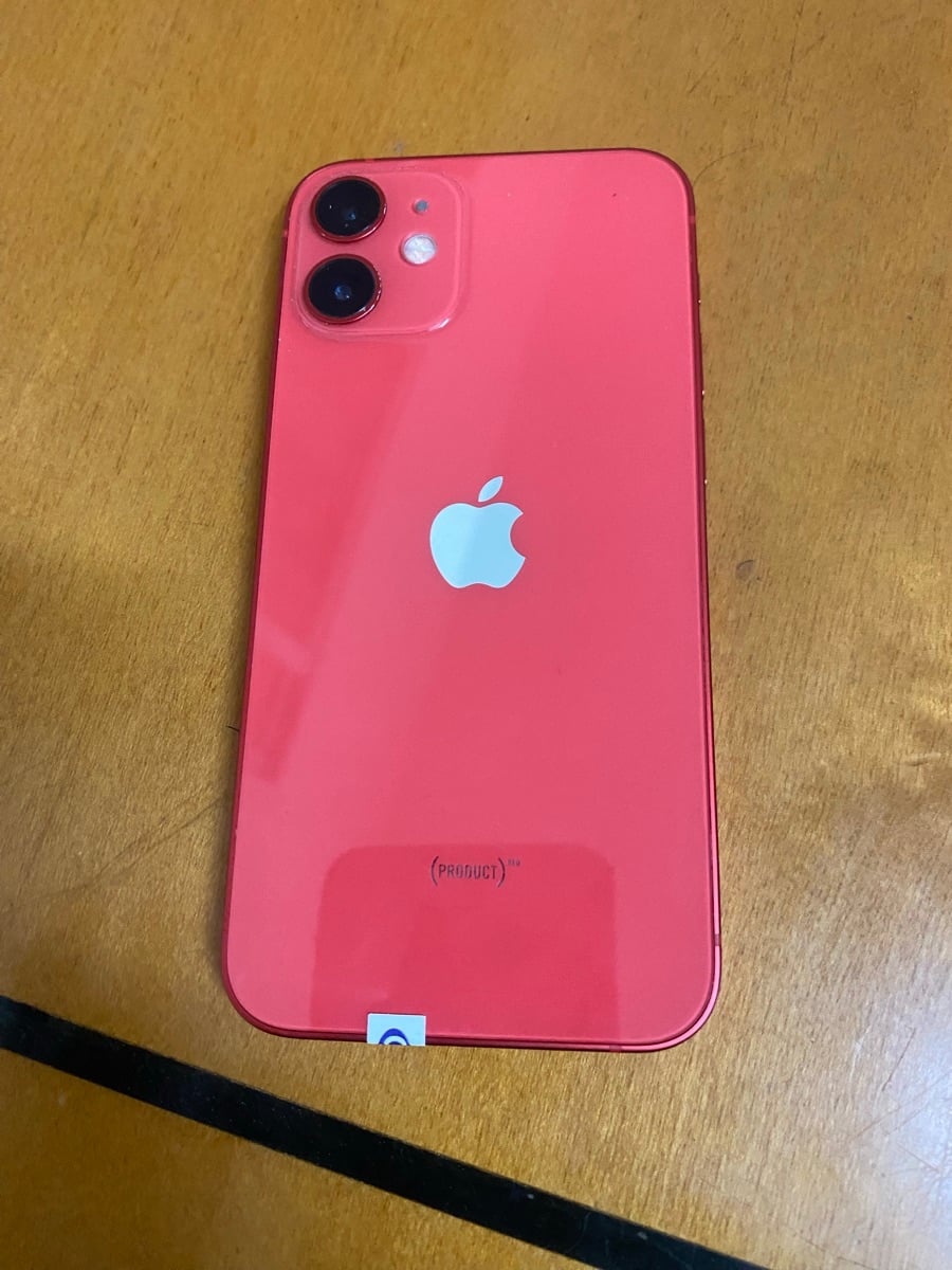 iPhone 12 mini - Image 4