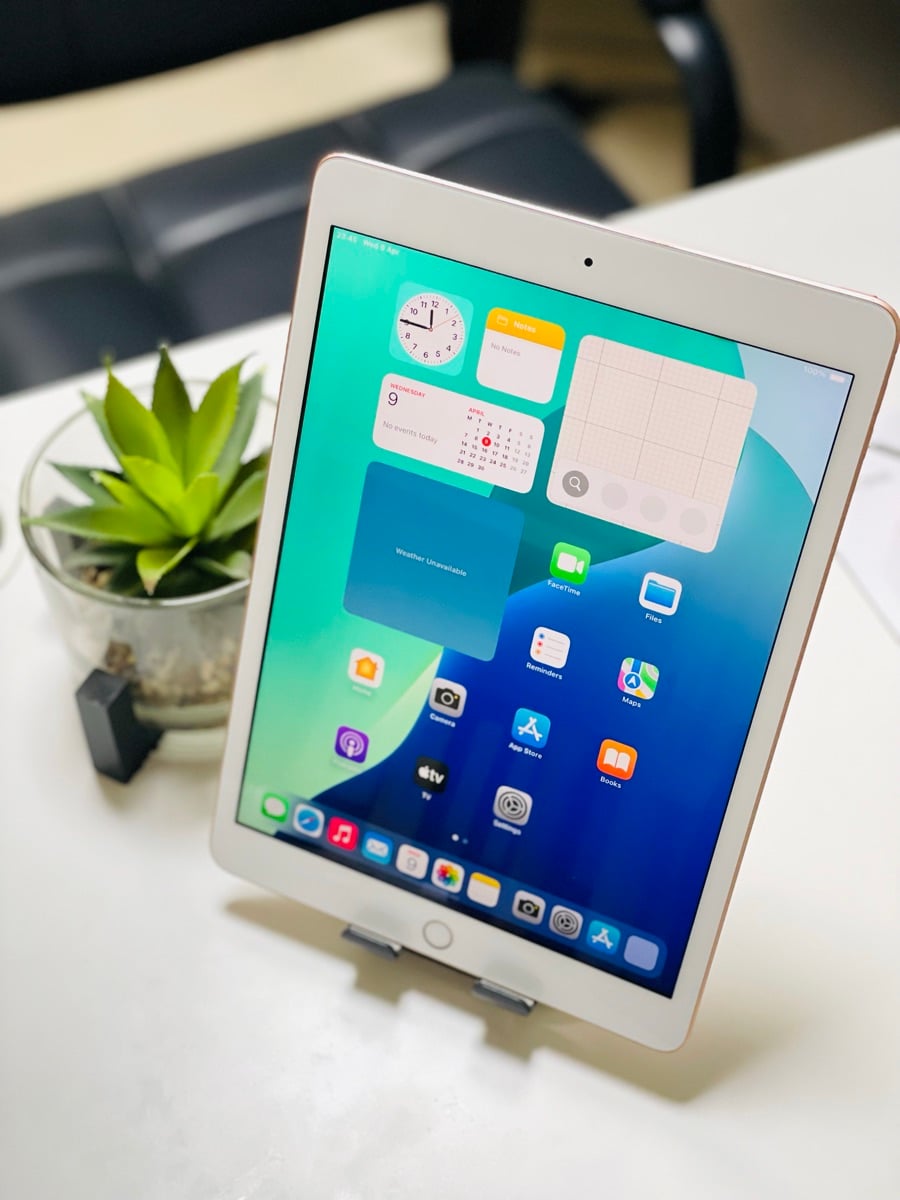 i Pad 7 128 Gb Silver color - Image 1