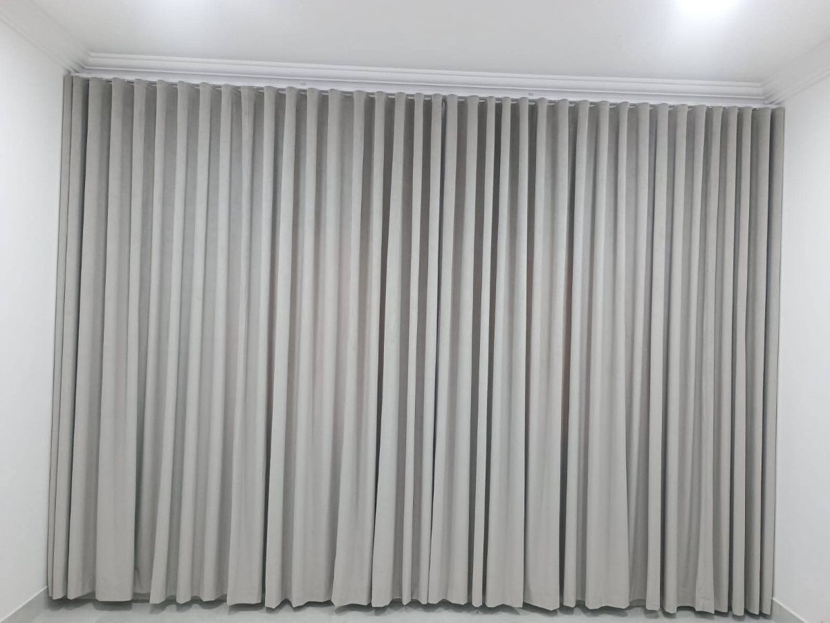 Curtain and sofa carpet - Image 10