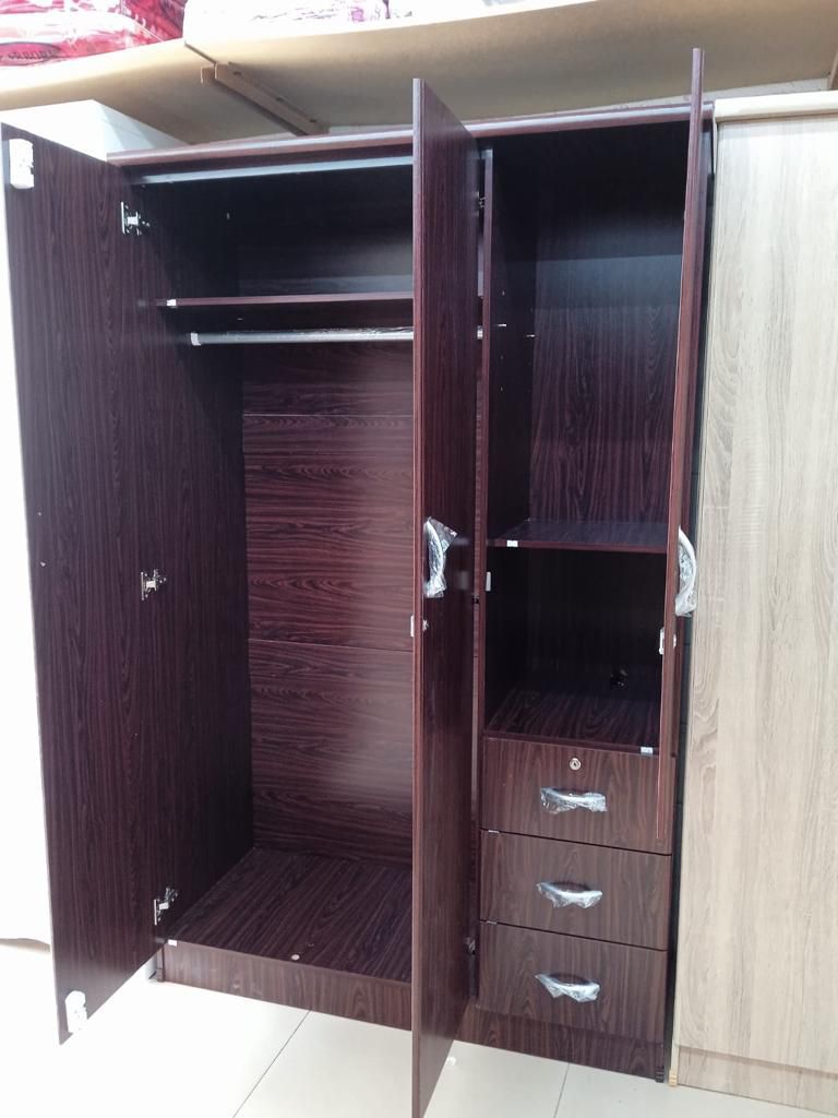 WOODEN 3 DOORS CUPBOARD BRAND NEW MADE IN MALAYSIA AVAILABLE CONTACT 77661505 - Image 9