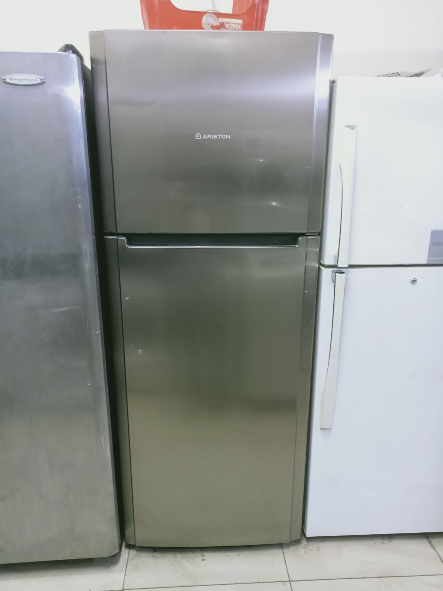 Ariston refrigerator for sale - Image 1