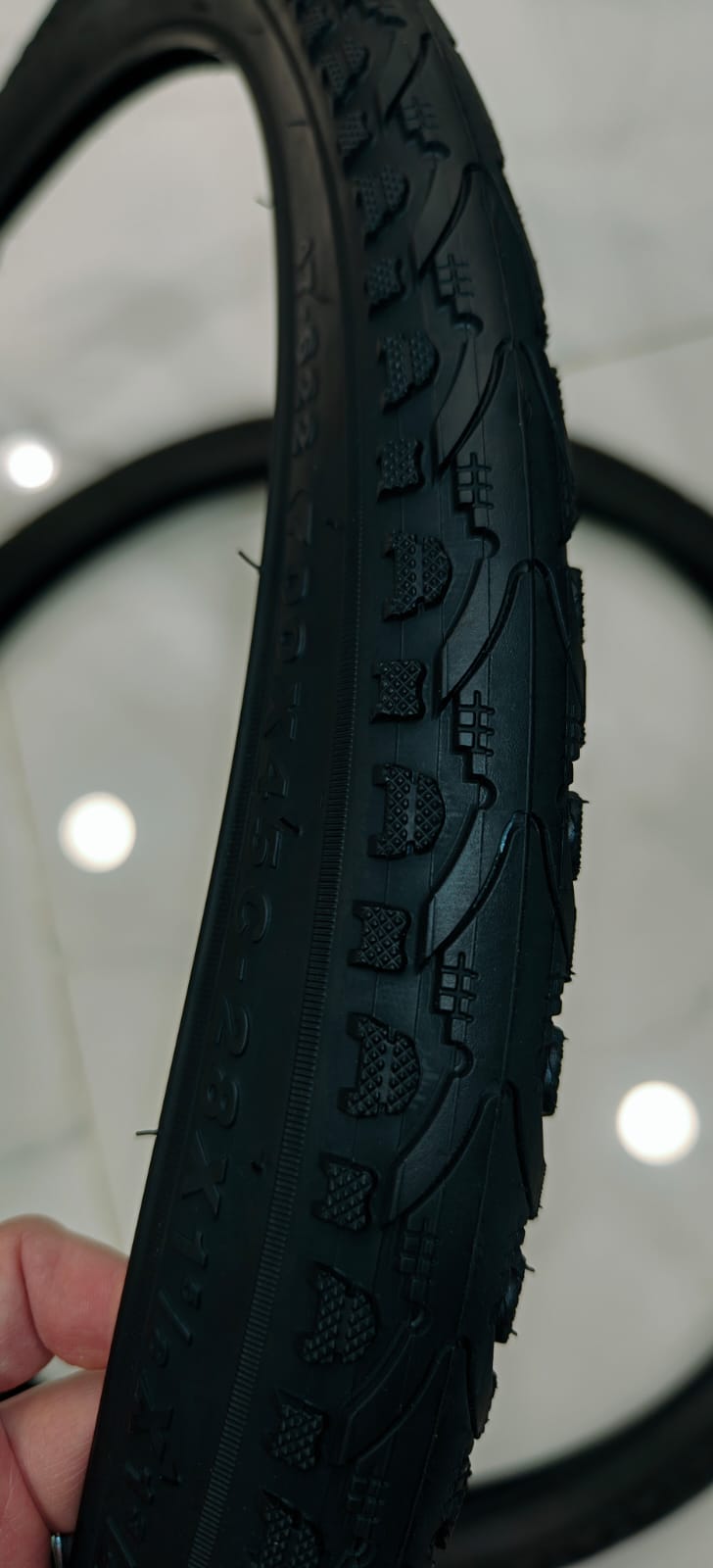 2 x KENDA tyre for bike 700x45C 28"  - Image 2
