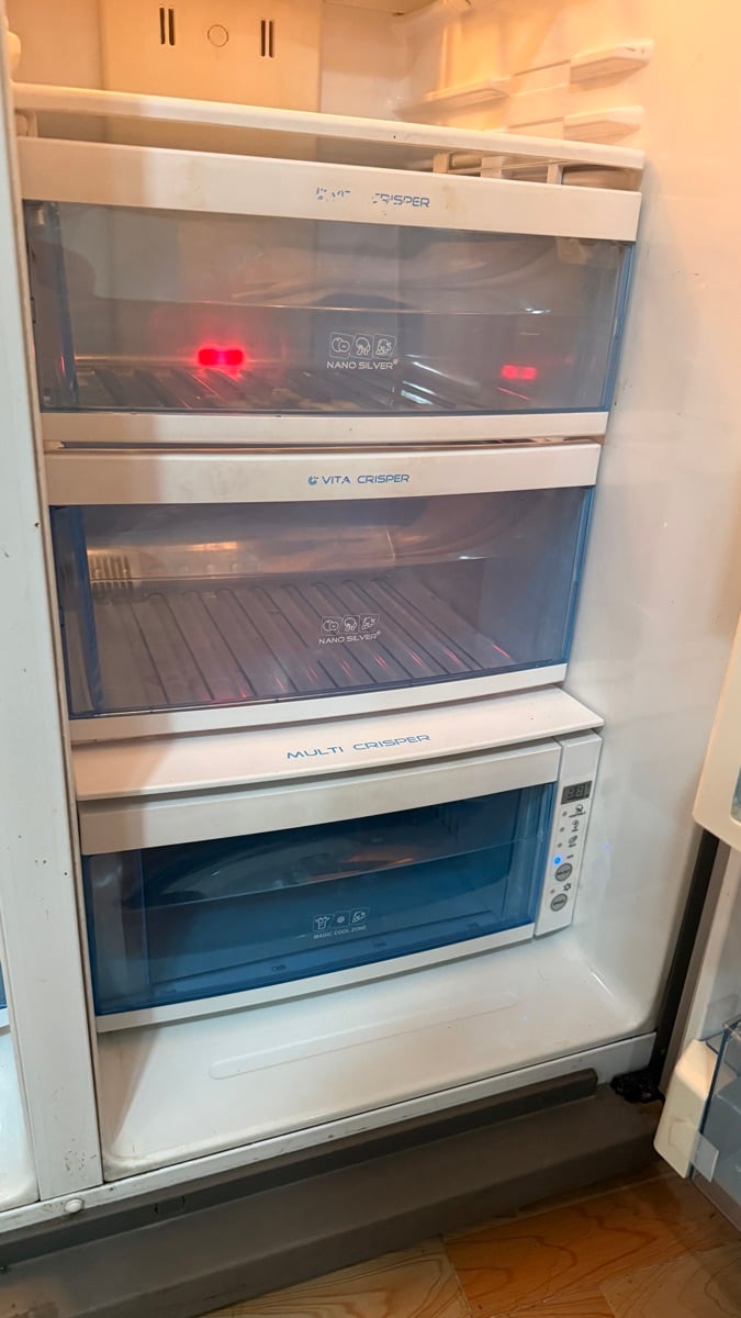 Daewoo 649L fridge / refrigerator  - Image 13