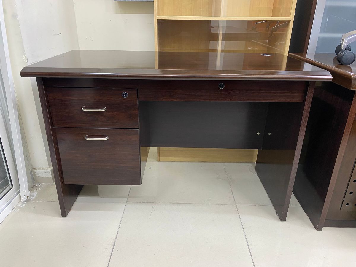 Used office desk study table metting table reception workstation sofa buy sell - Image 5