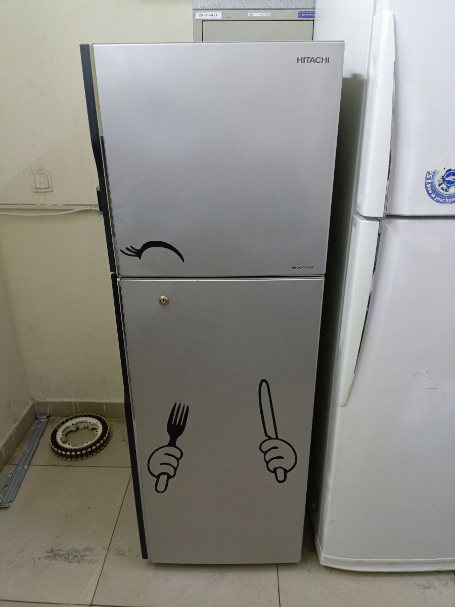 Hitachi refrigerator - Image 1