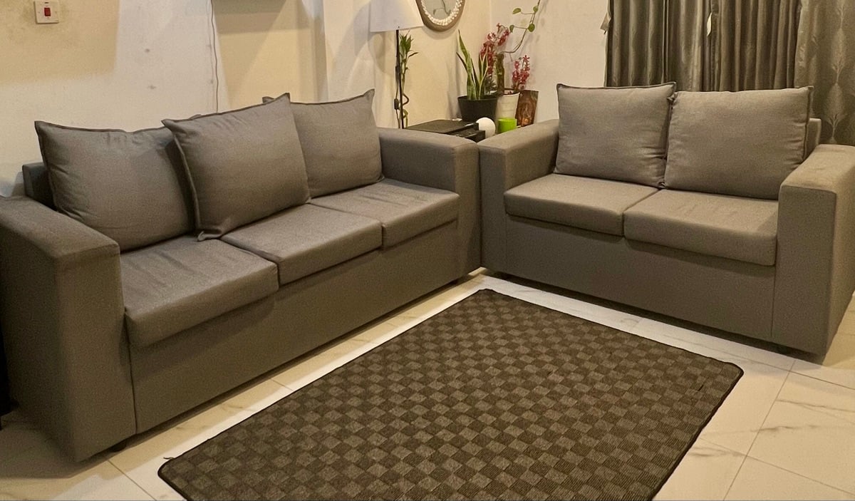 5 seater sofa for sale . Slightly negotiable - Image 5