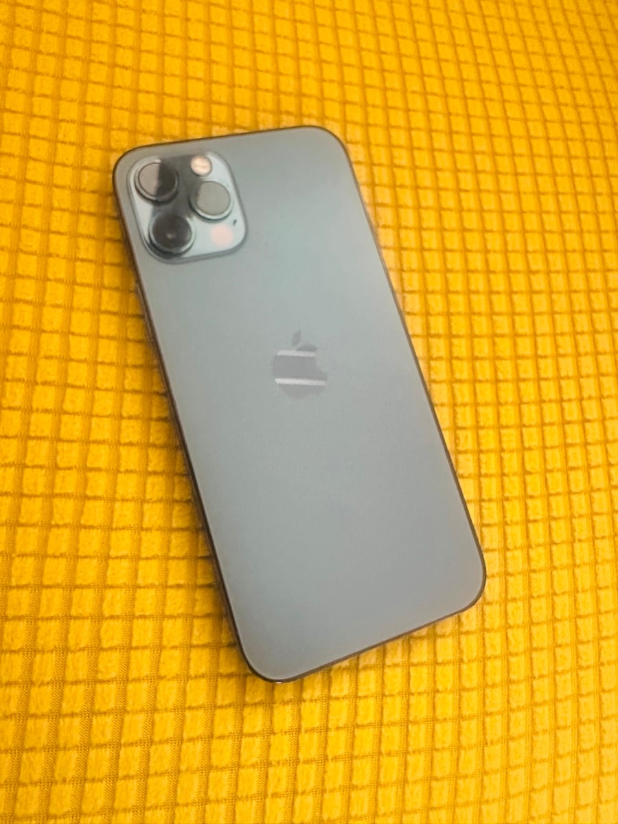 IPHONE  12 PRO 256GB - Image 4