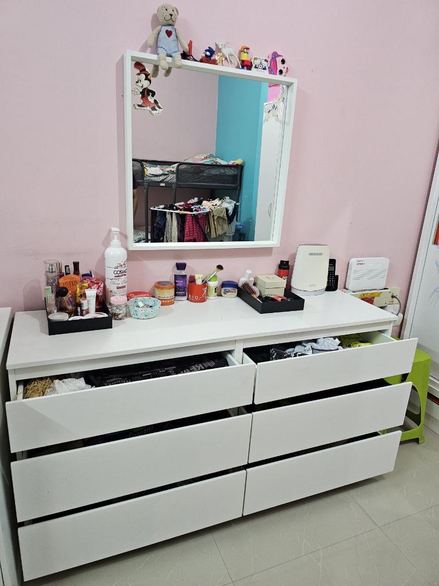 Dressing cum wardrobe table, 2 door cubaord kids - Image 4