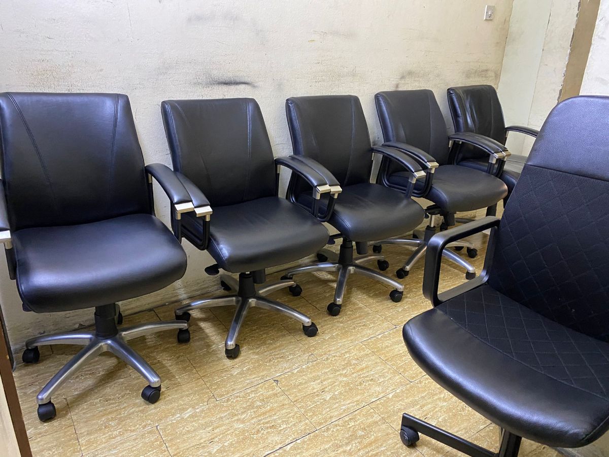 Used office furniture buy and sell 55157083 - Image 19