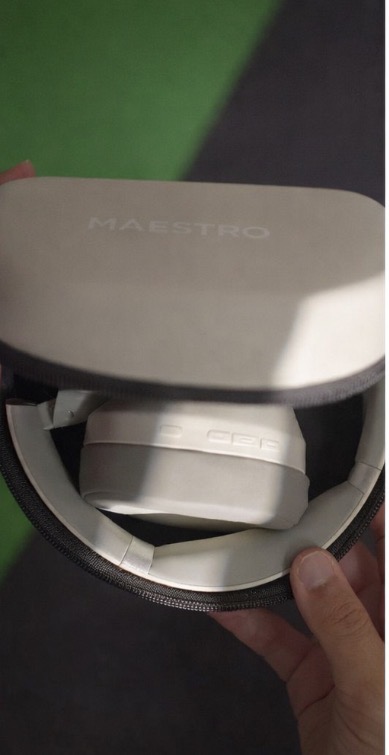  Maestro Elite Bluetooth Headset Cream colour and completely sealed  absolutely brand new and never opened - Image 2