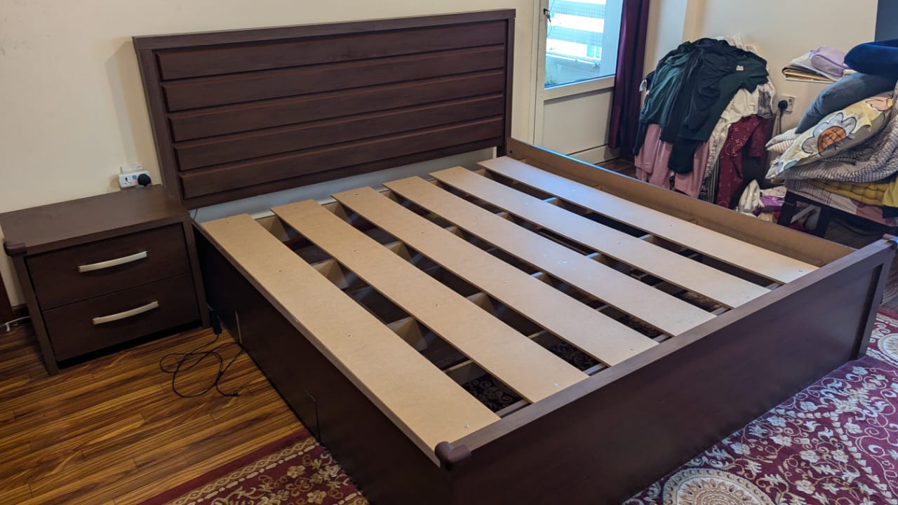 5 piece king (180x200) size bed set from Homebox (Used like new) - Image 1