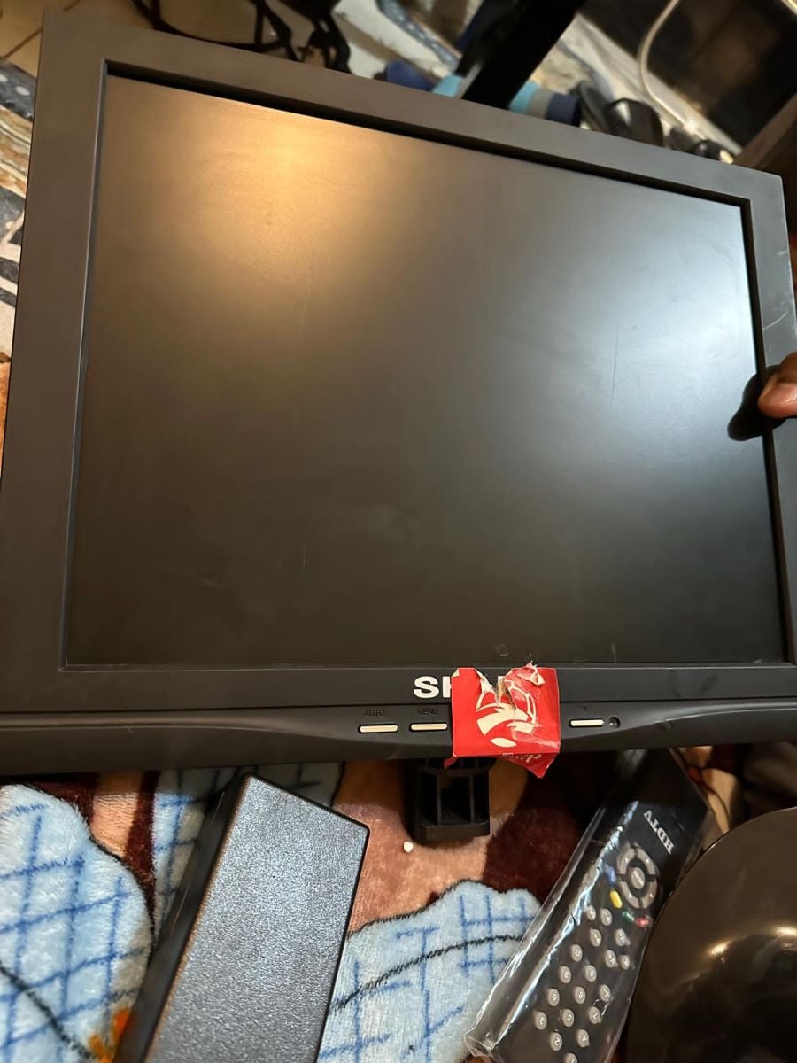 LCD MONITOR - Image 1