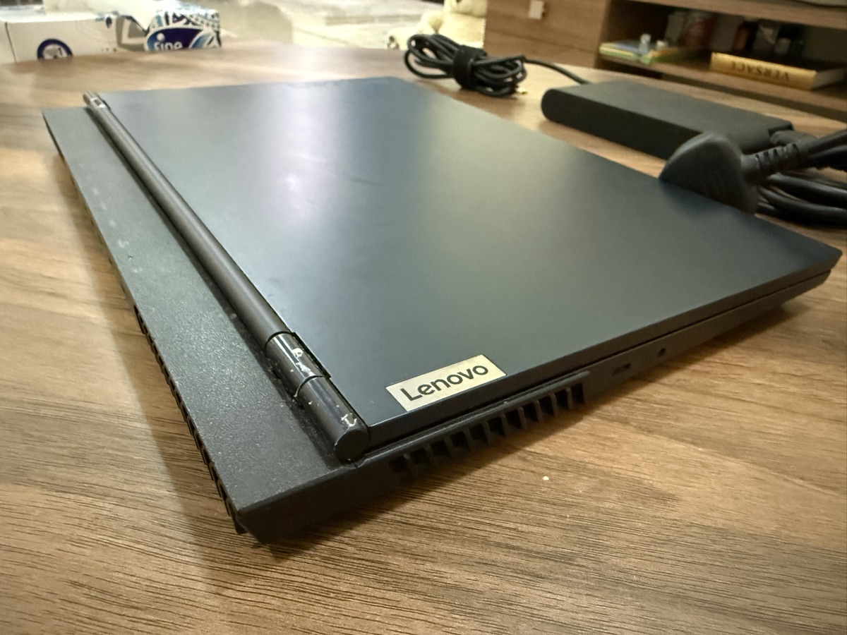 Lenovo Legion 5 Gaming Laptop with Ducky One 3 Gaming Keyboard and Accessories - Image 8