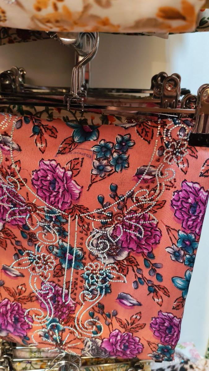 clothing and tailoring - Image 11