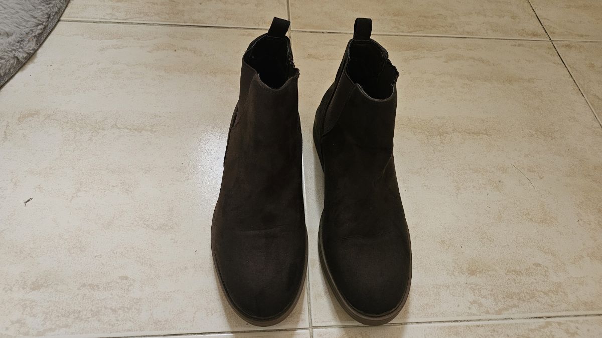 Ladies Boots very good condition - Image 8