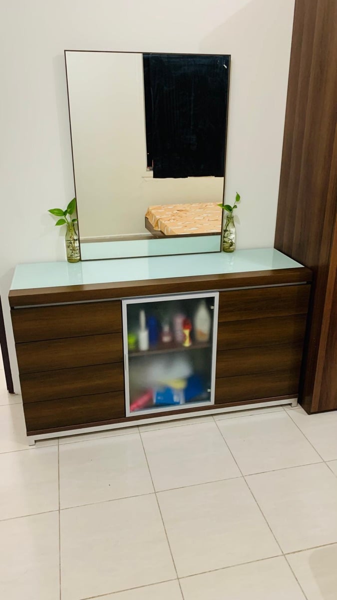Dressing Table - Image 2