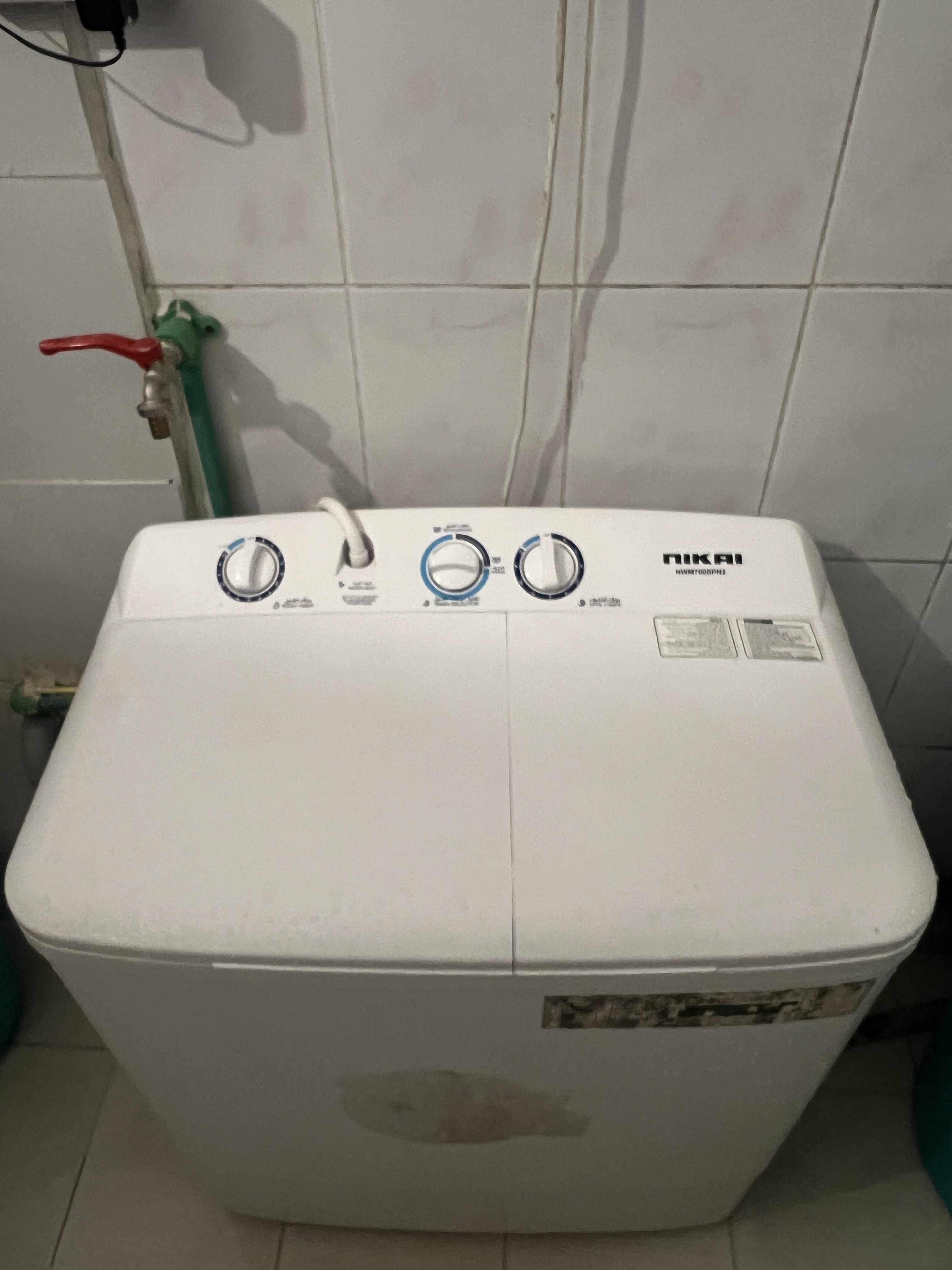 Washing machine - Image 1