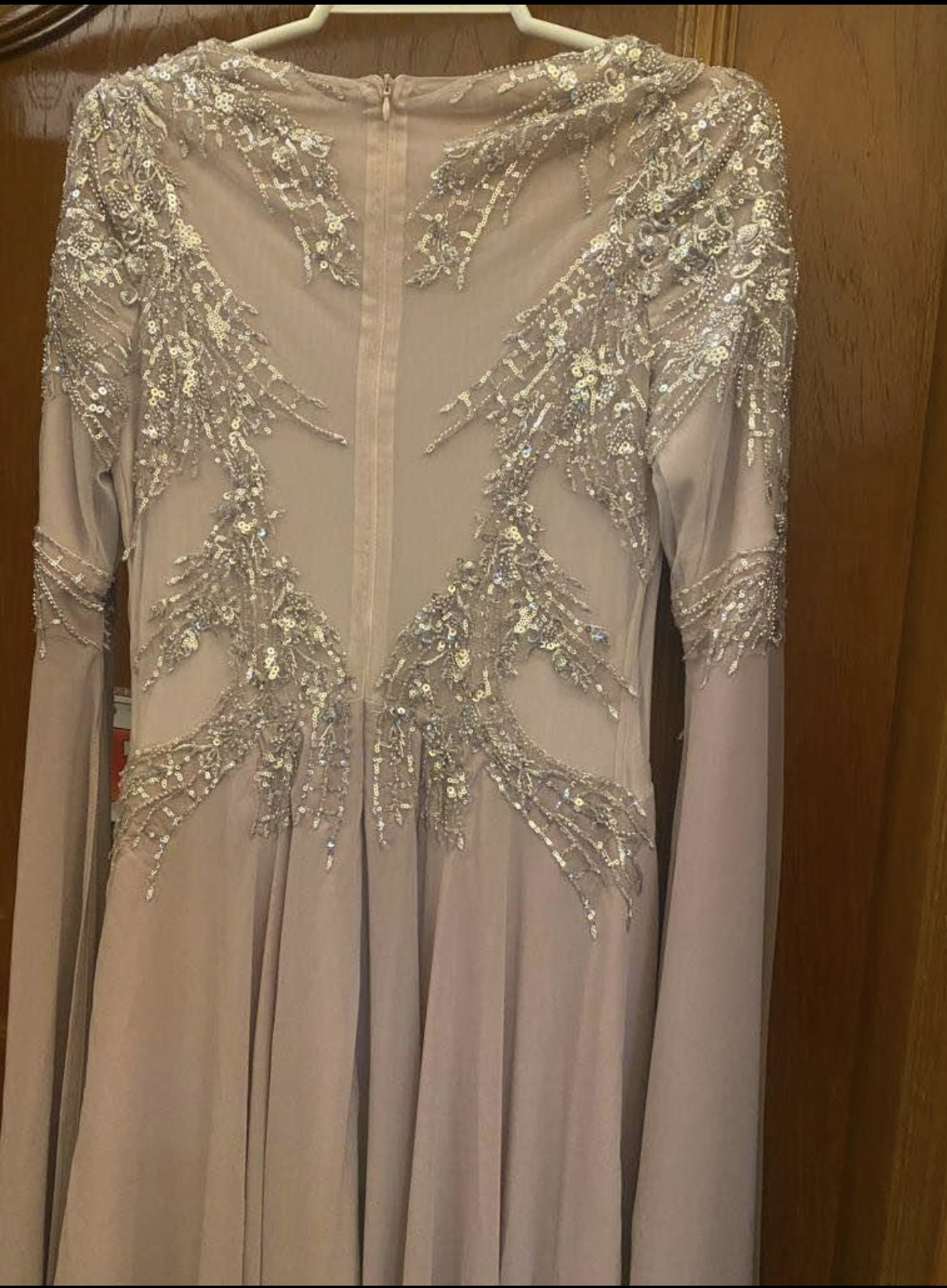 A beautiful evening dress for wedding guests - Image 3