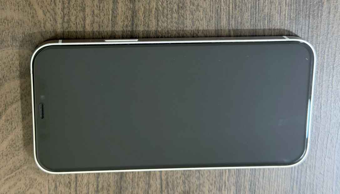 iPhone 12 white 128gb - Image 3
