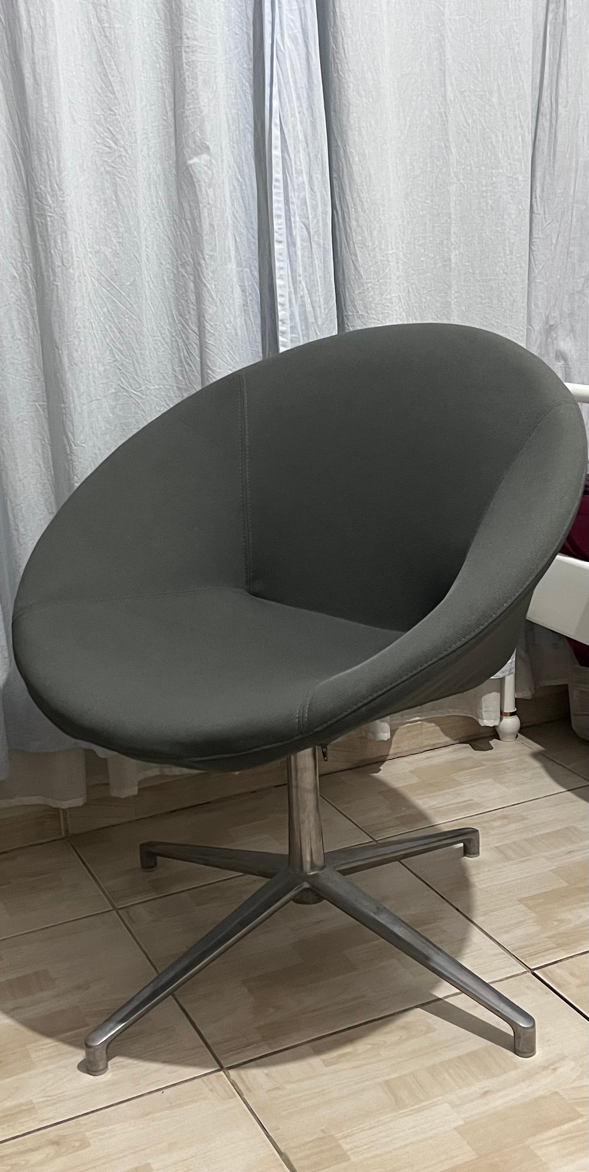 Swivel couch - Image 2