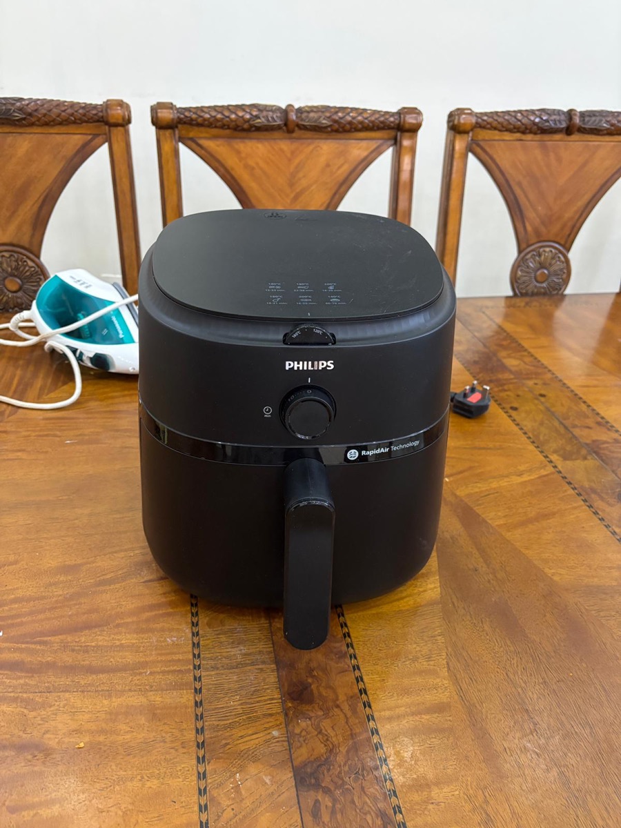 Philips Airfryer - Image 1
