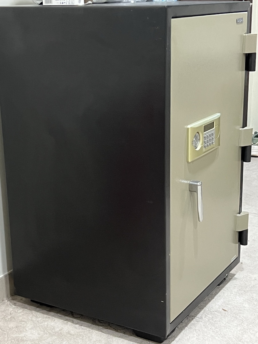Fanar Fireproof Safe Locker - Image 4