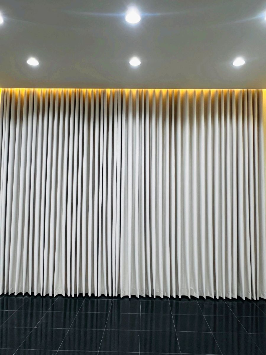 Curting, Carpet, Sofa, Wallpaper,  Furniture - Image 15