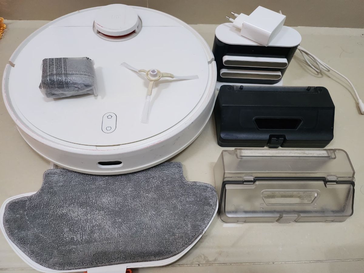 Xiaomi Mi Robot Vacuum-Mop P (Used – Perfect Condition) - Image 2
