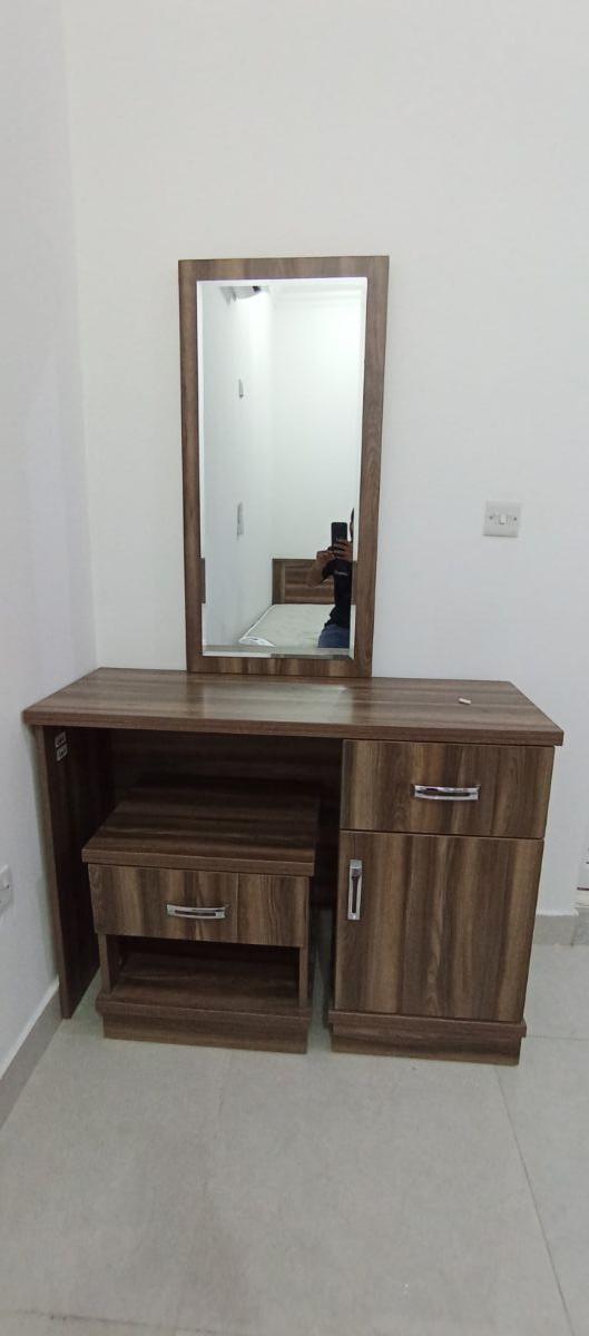 Qatar Airways Furniture available - Image 15