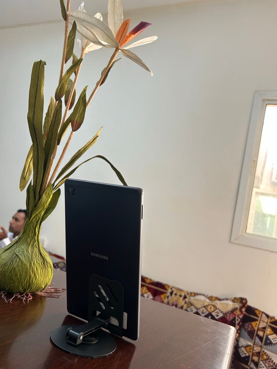 Samsung Galaxy A7 (32GB) – USA Original | Dual SIM | New Model | With Original Charger & Cable | Warranty Included - Image 5