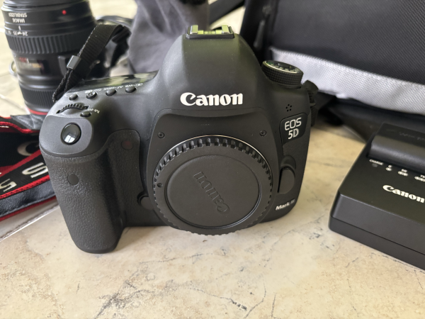 CANON EOS 5D MARK III - Image 2