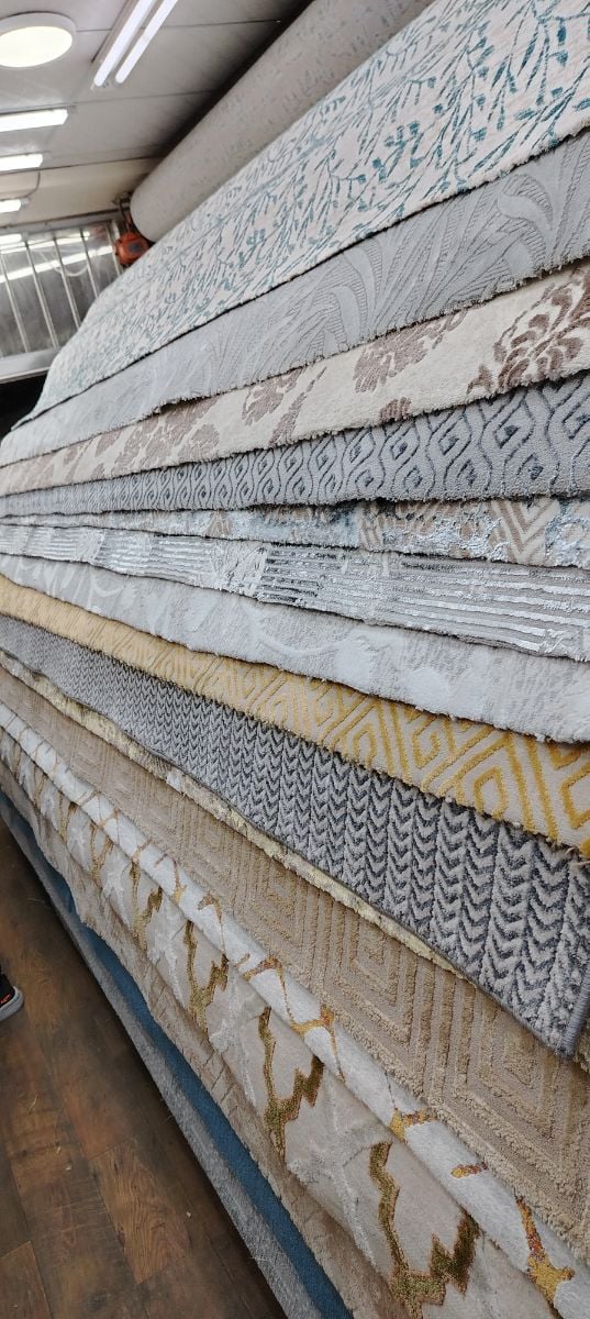 Carpet - Image 1