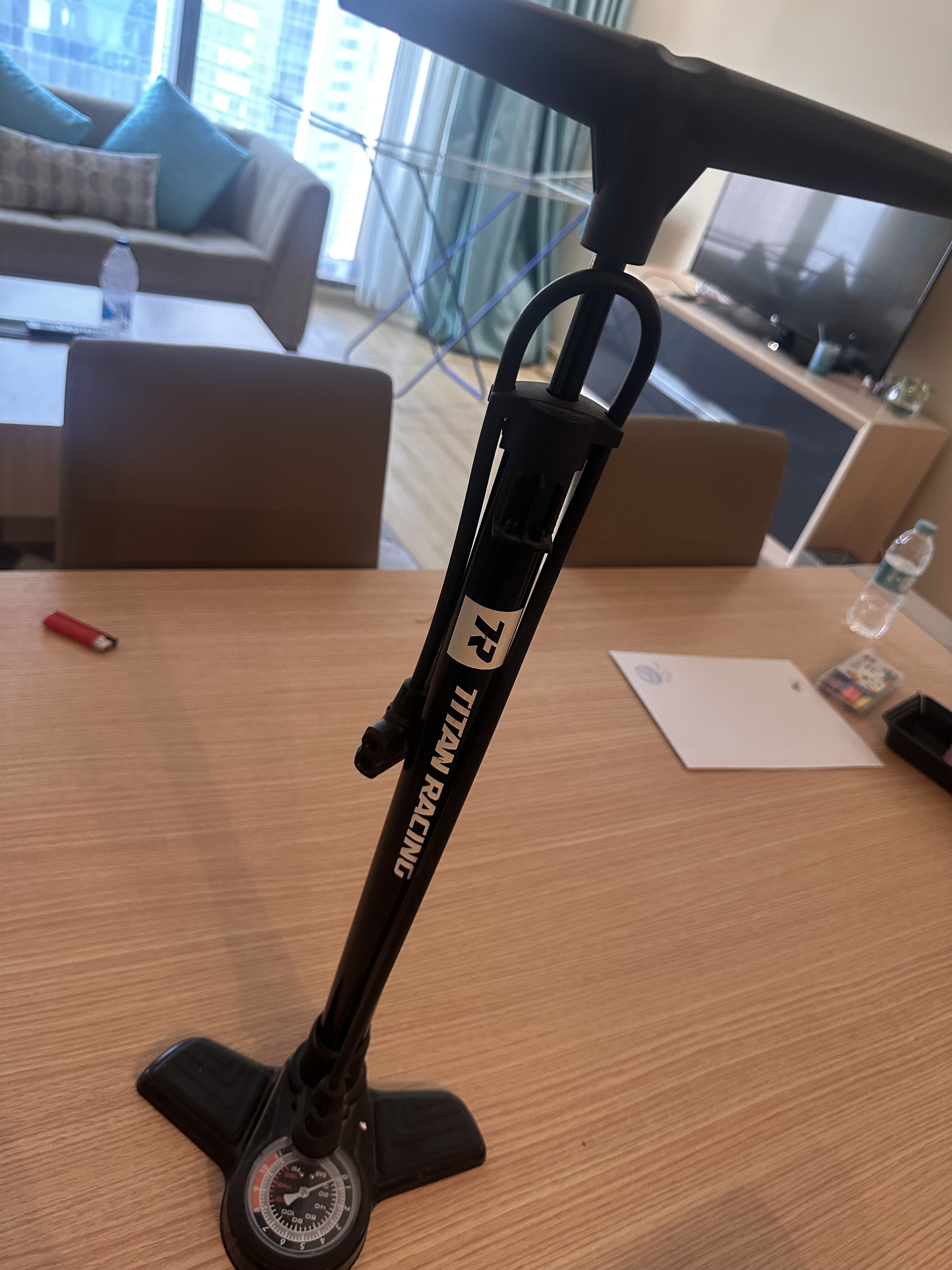 Bike trainer and bike pump bicycle - Image 2