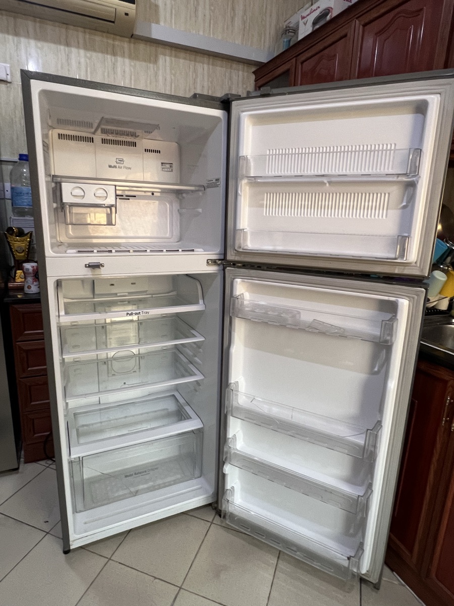 LG Refrigerator 422 L - Image 4