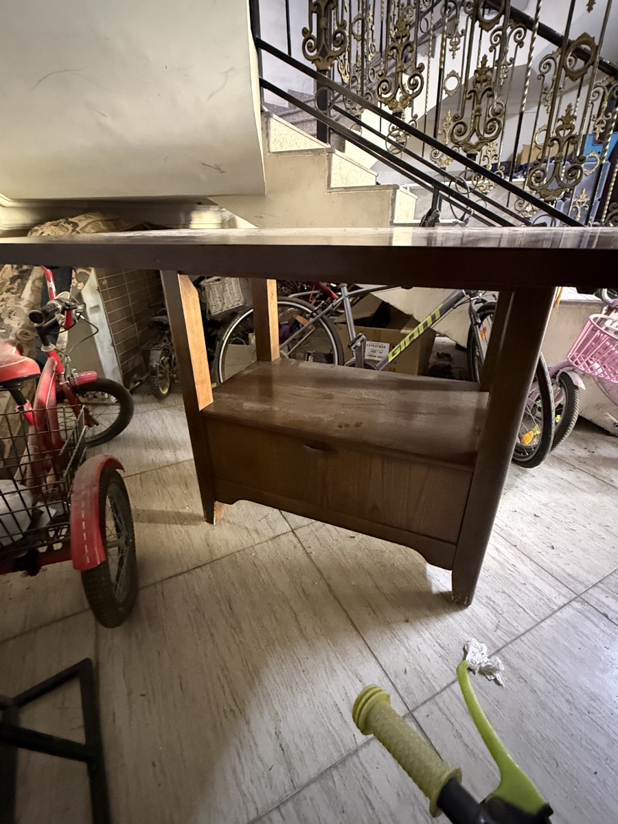 Dinning table - Image 4