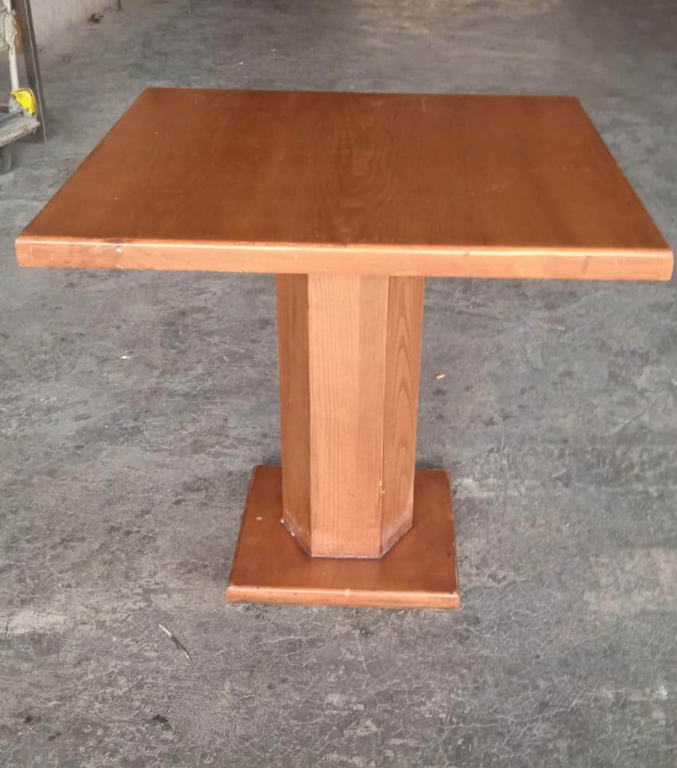 restaurant table طاولات مطعم - Image 2