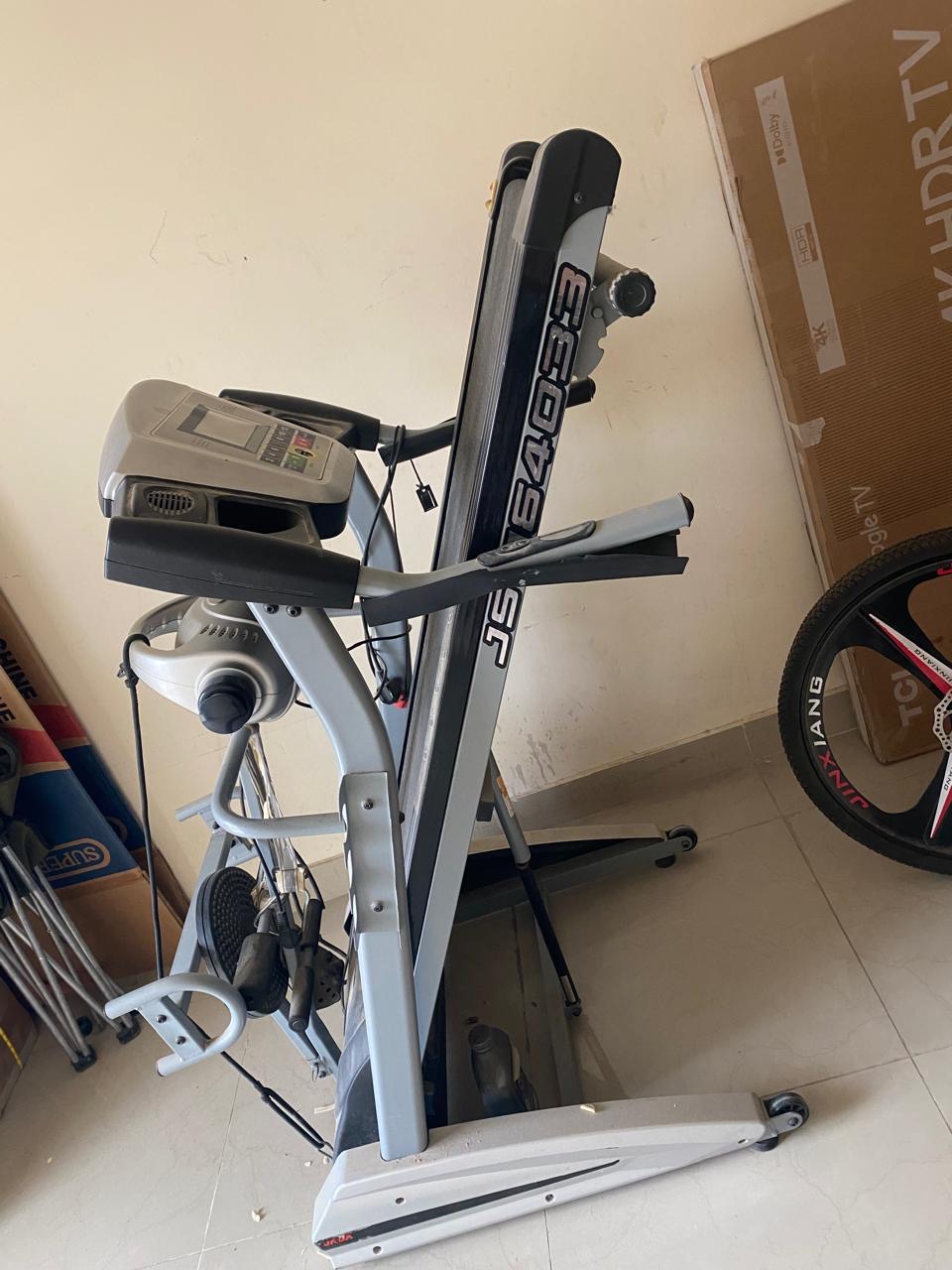 Treadmill - Image 6