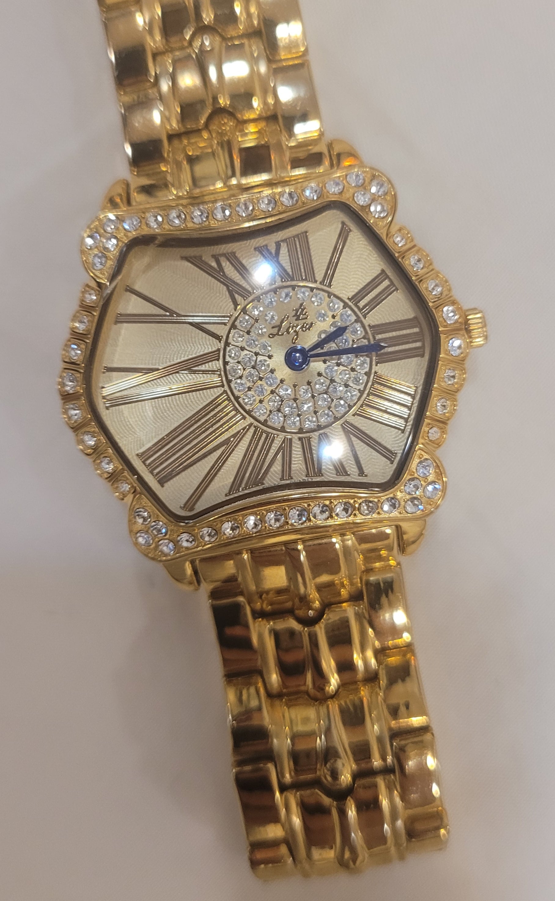 Lizer Royal watch for women - Image 1