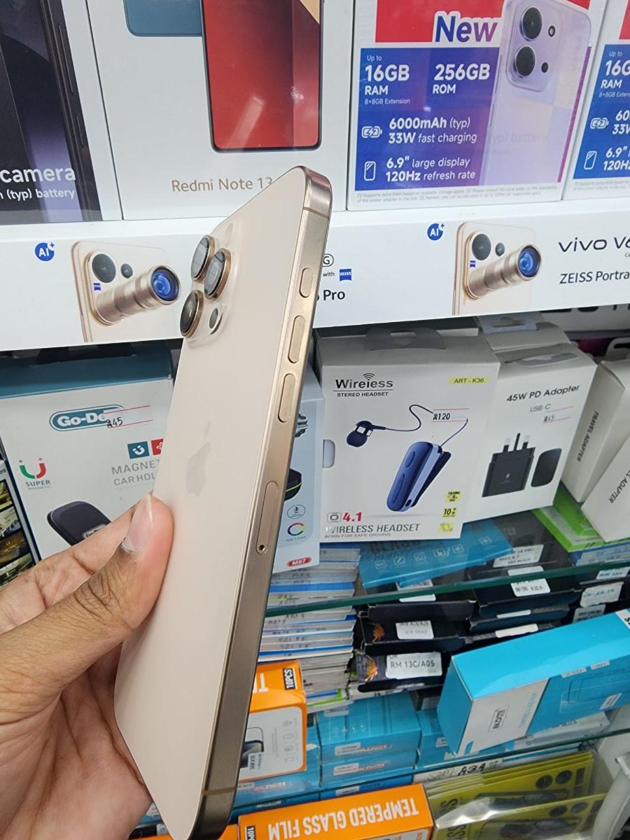 16 pro max, Desert Titanium - Image 1