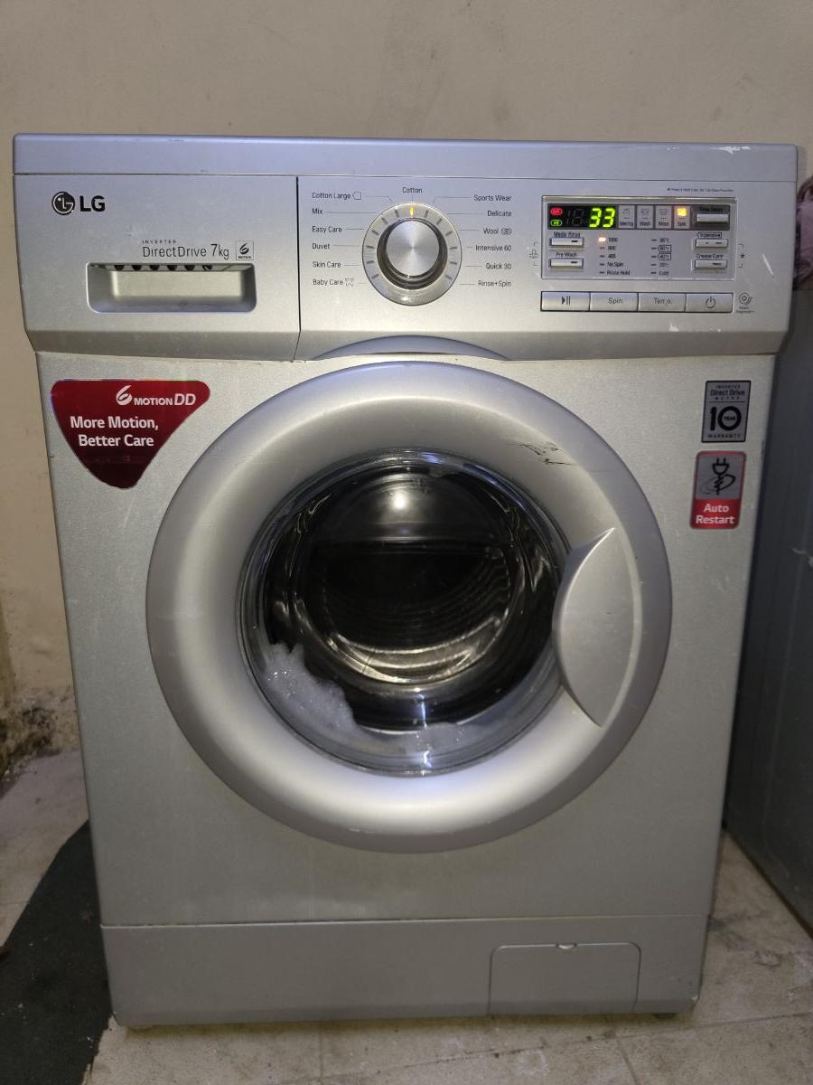 Lg 7 kg washing machine for sale Very good condition need call me 33229032 - Image 1