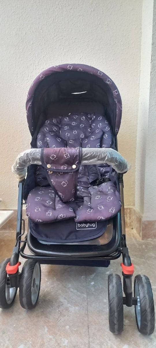 NEARLY NEW! Baby Travel System Bundle for Sale! - Image 11