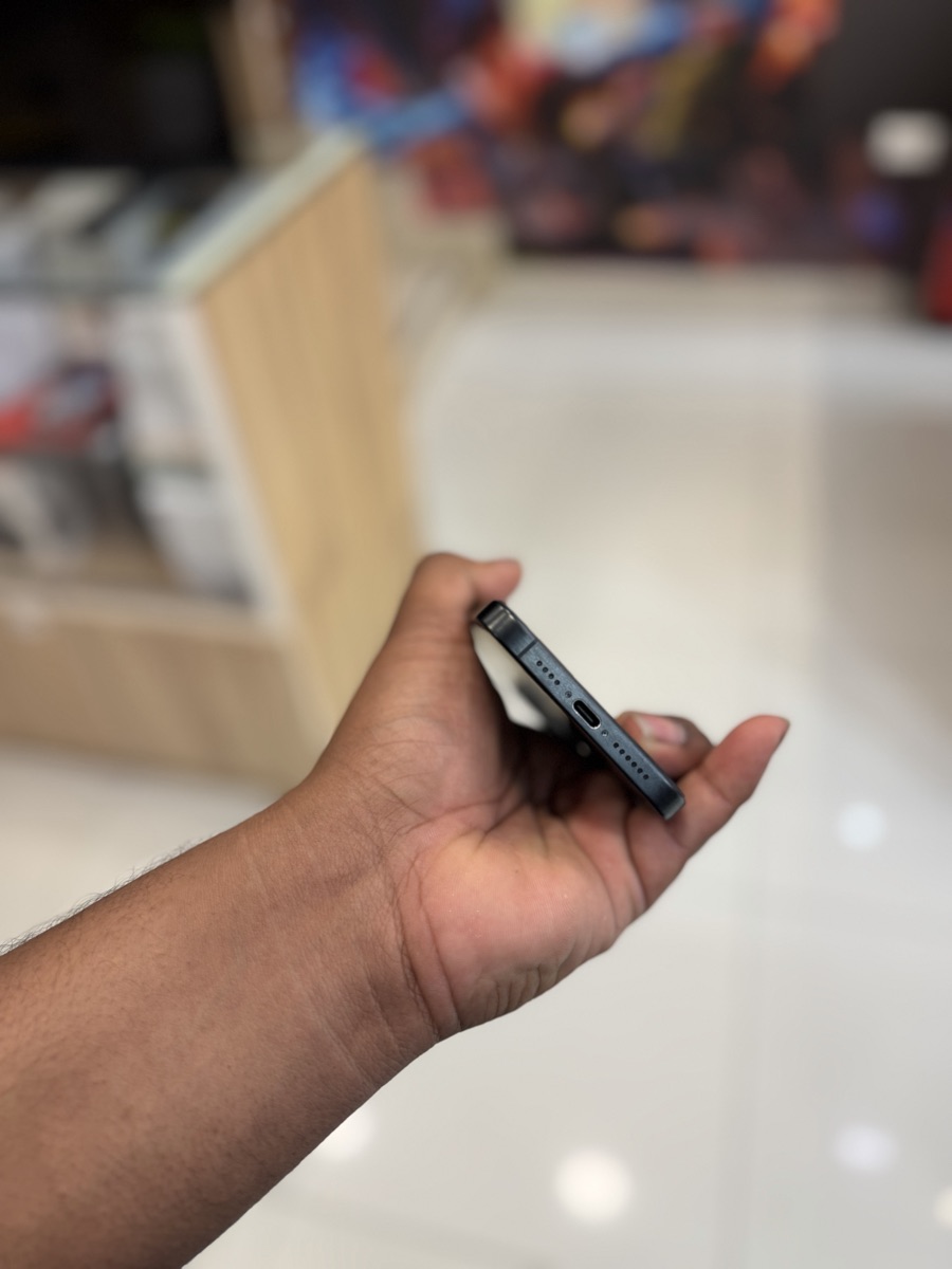 iPhone 15 Pro Max 256 GB - Image 8