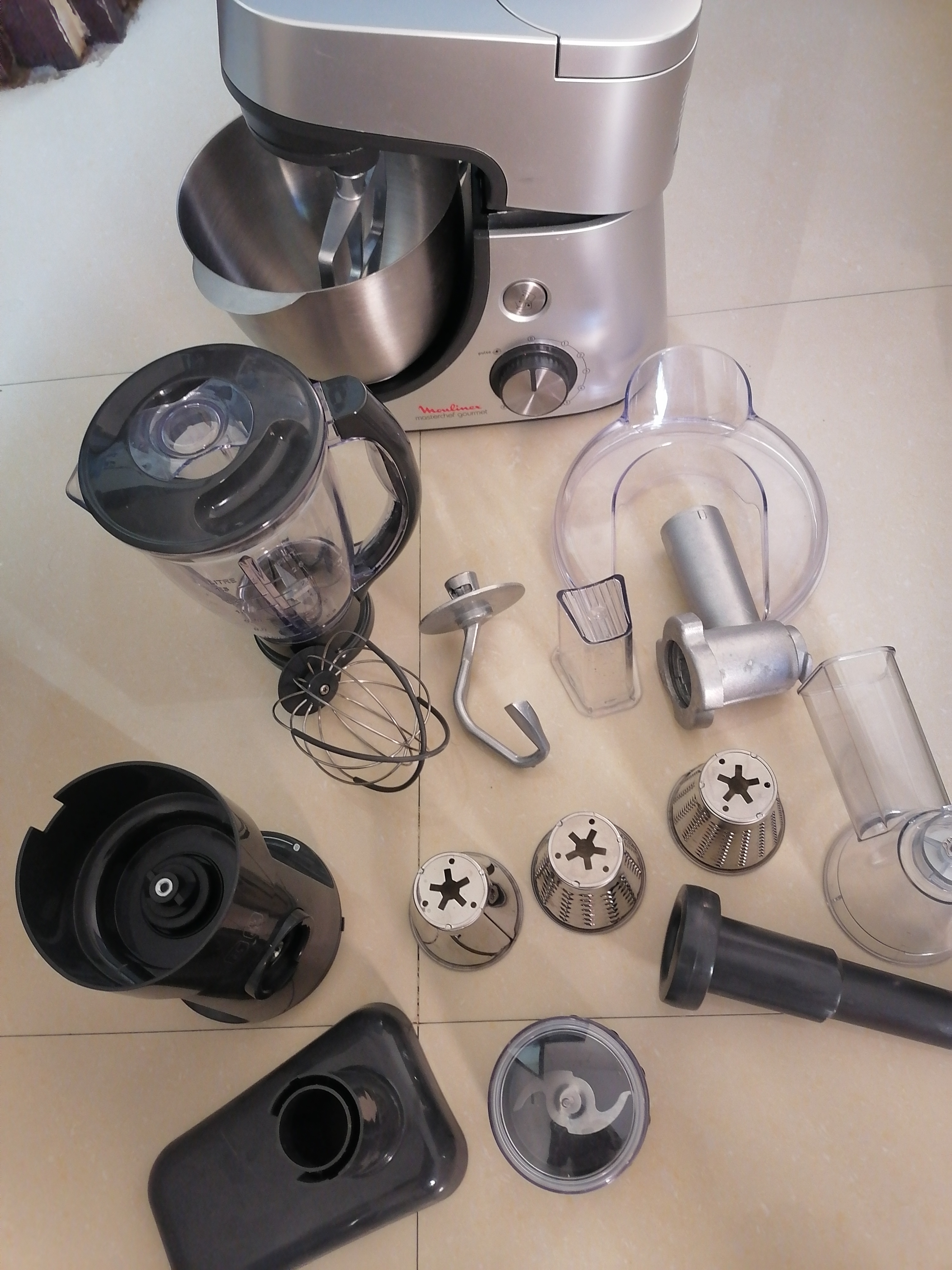 Moulinex Kitchen Machine 1100 Watts  - Image 8